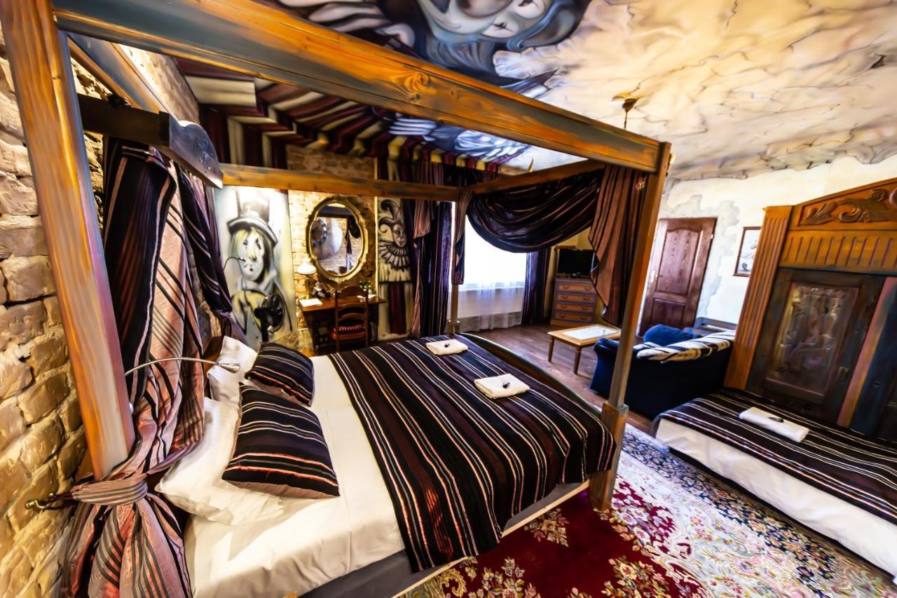Dwor Boratyn Bed and Breakfast Eksteriør billede