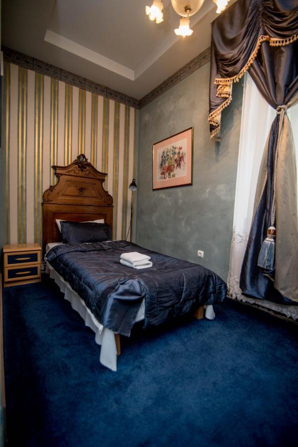 Dwor Boratyn Bed and Breakfast Eksteriør billede